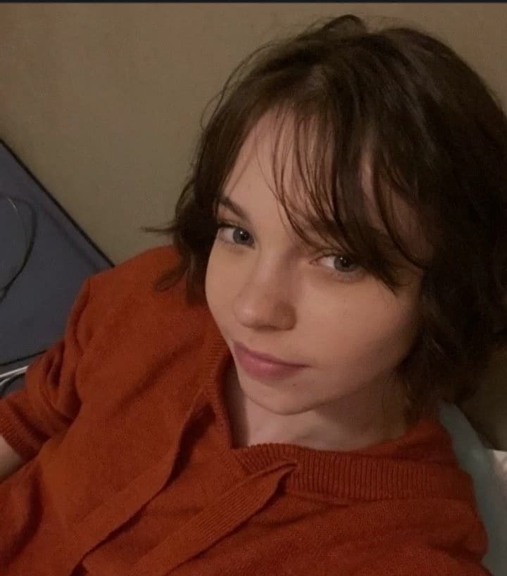Emma Myers thumbnail
