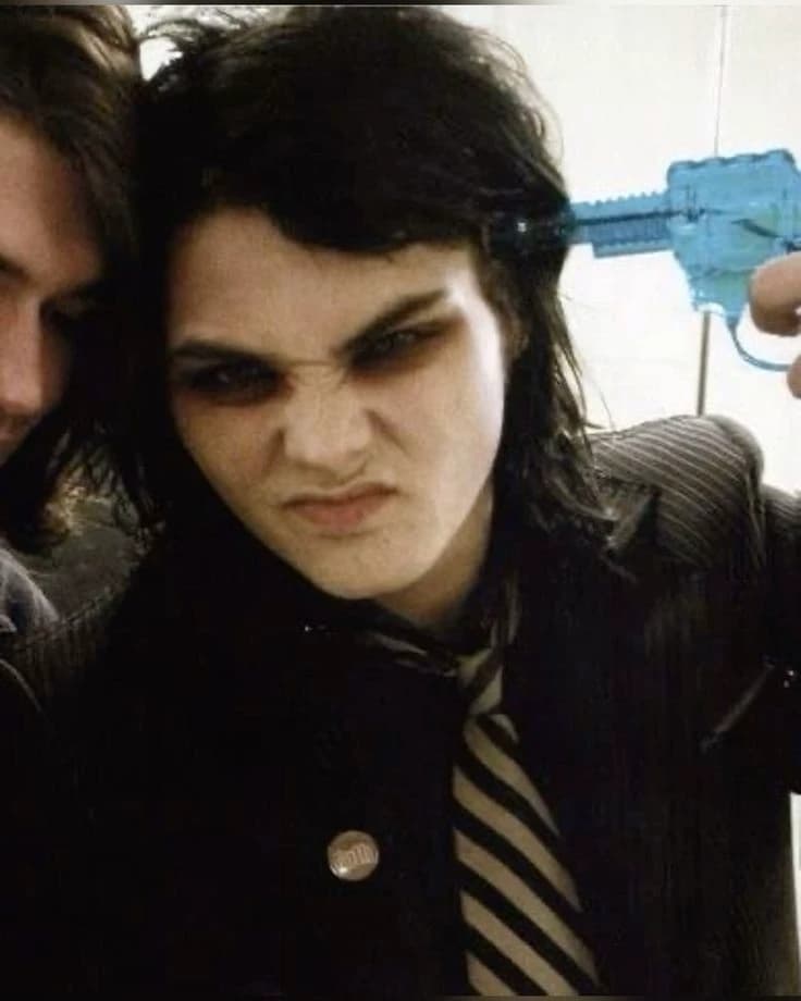 Gerard way thumbnail