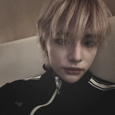 Hyunjin -hyunlix- thumbnail