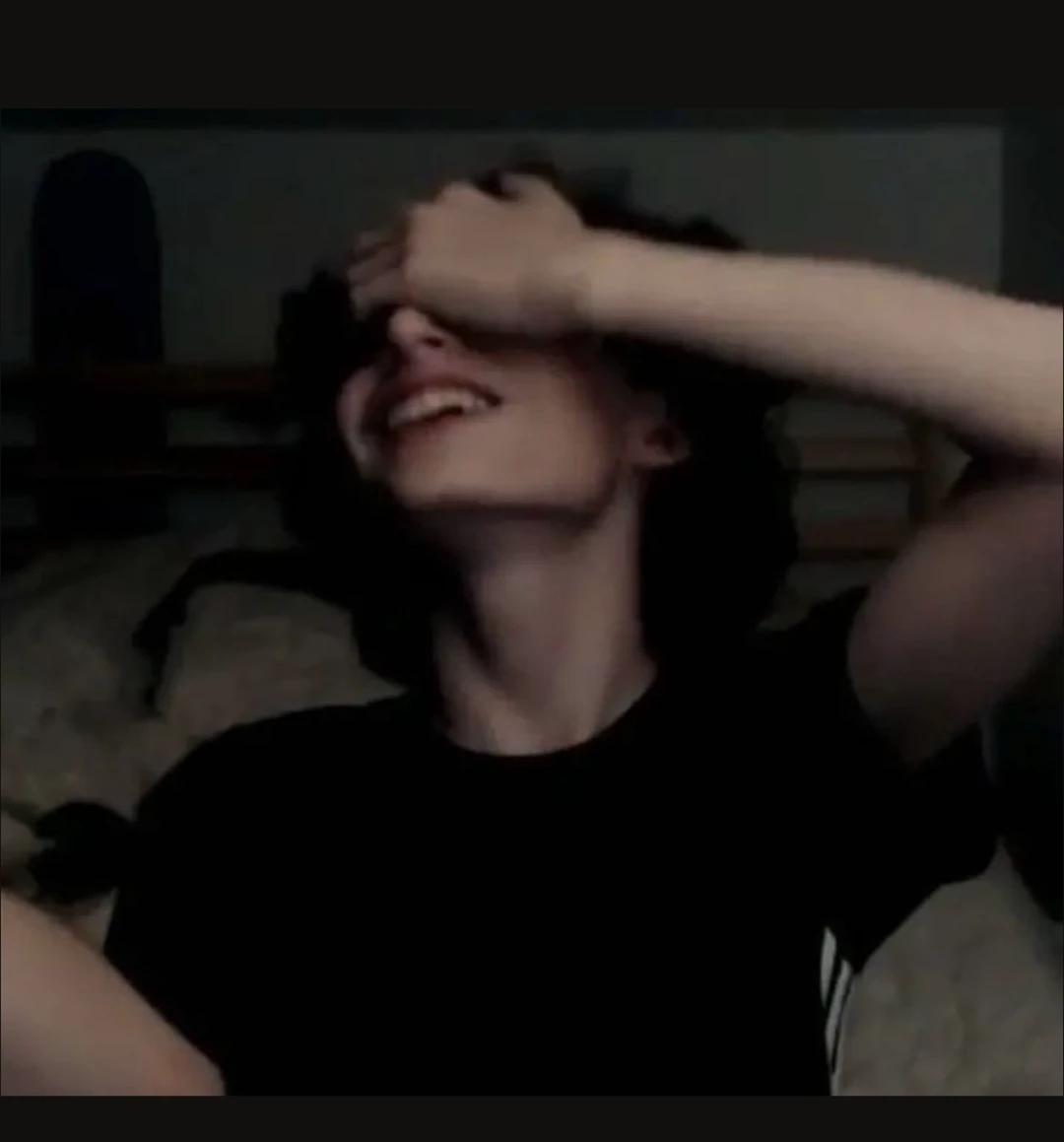 Finn wolfhard thumbnail