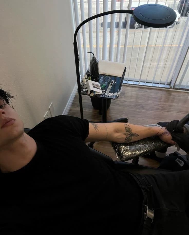 Damon thumbnail