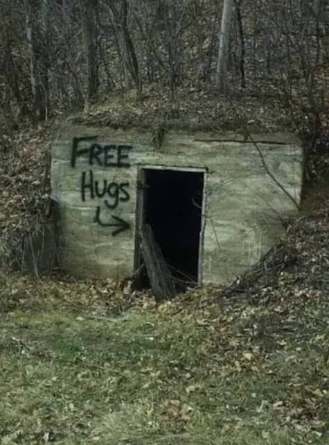 Free hugs thumbnail