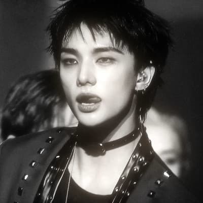 Hyunjin thumbnail