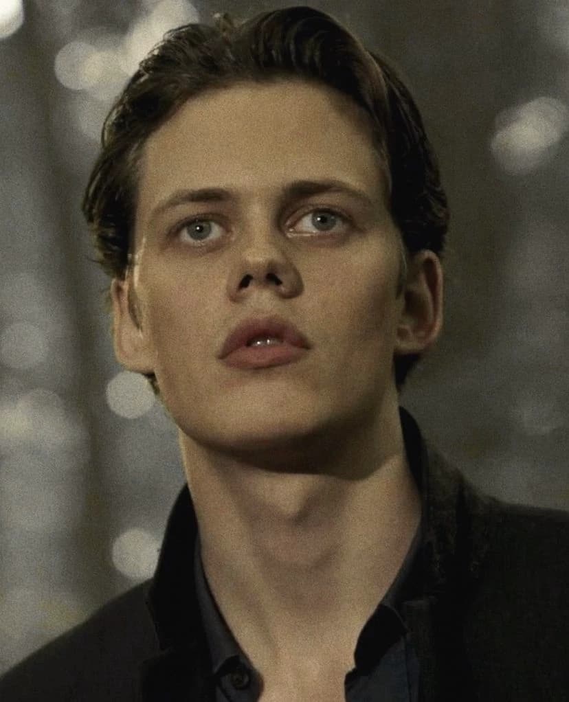 Bill Skarsgard thumbnail