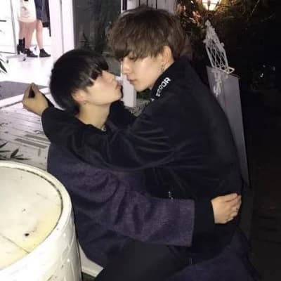 Roommates - BL thumbnail