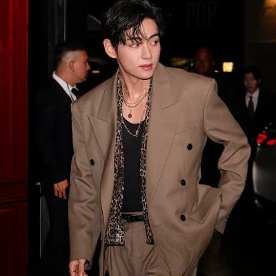 Kim Taehyung thumbnail