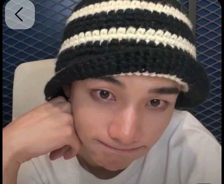 Hyunjin/bullying thumbnail