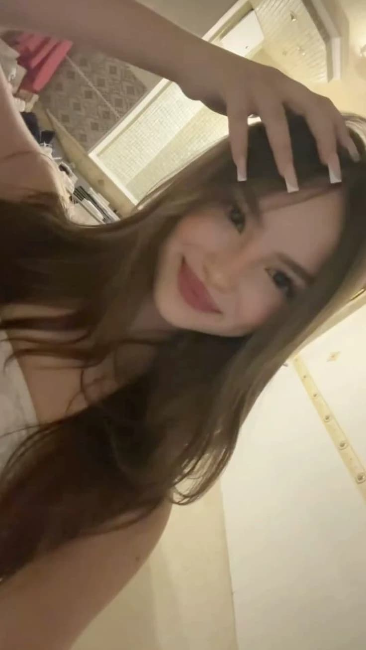Lily thumbnail