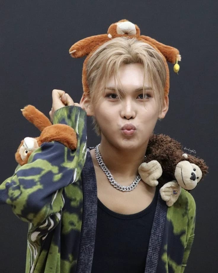 Hyun Xlov thumbnail
