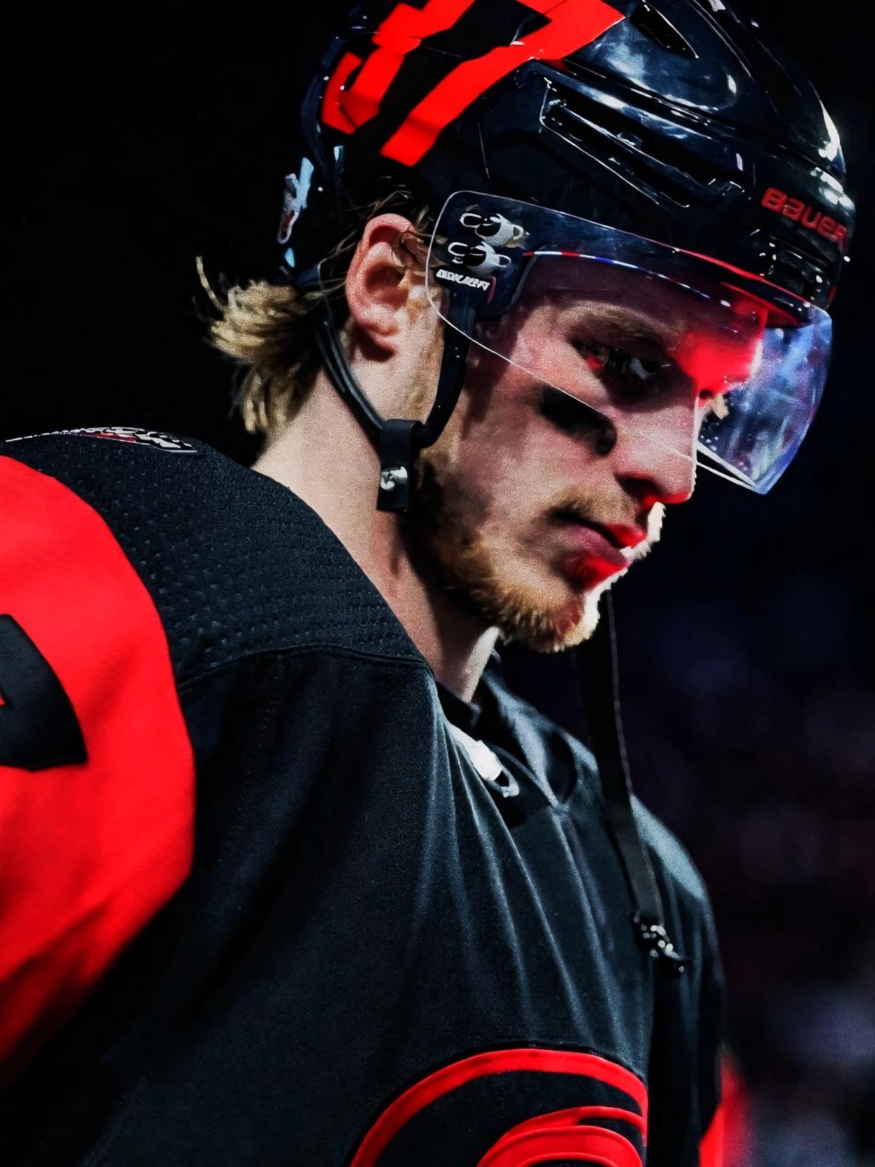 Nicholas Svechnikov: Right Wing de Carolina Hurricane thumbnail