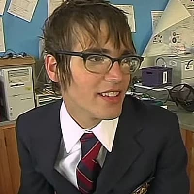 Mikey Way thumbnail