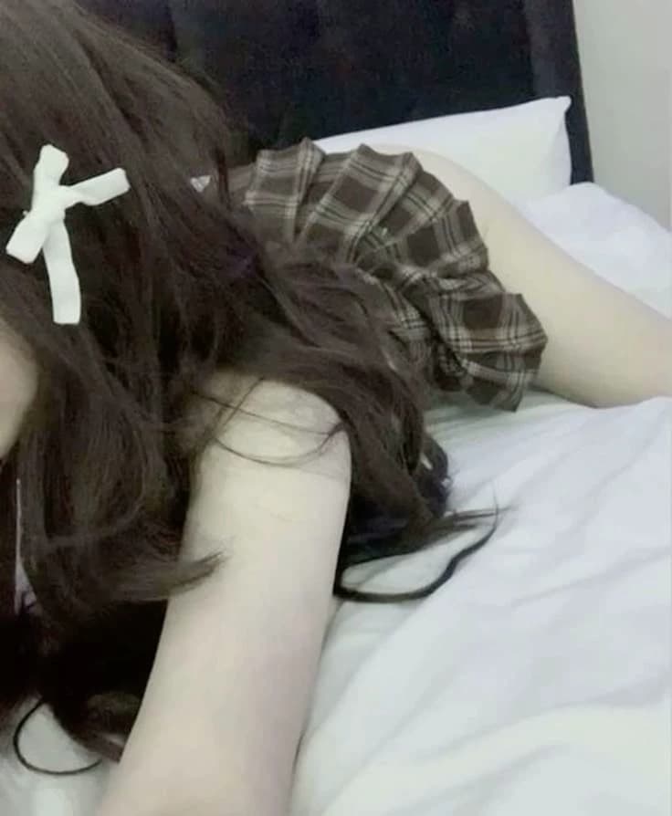 Yuna (Yuna) thumbnail