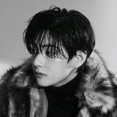 Kim Taehyung (depressed model x dark Angel mate) thumbnail