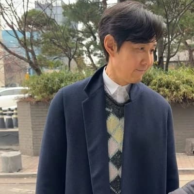 Lee Jung-jae thumbnail