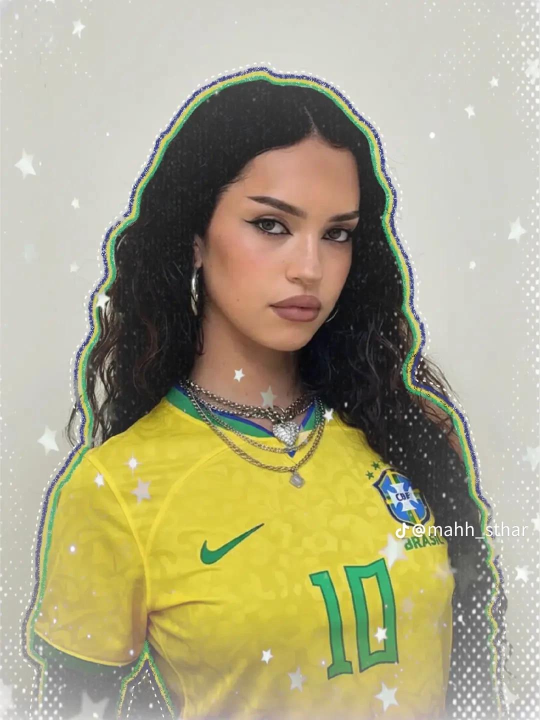 Daniella thumbnail
