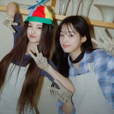 NewJeans (Minji, Danielle, Hanni, Haerin, Hyein) thumbnail