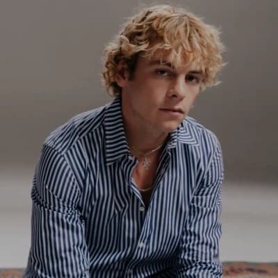 Ross Lynch thumbnail