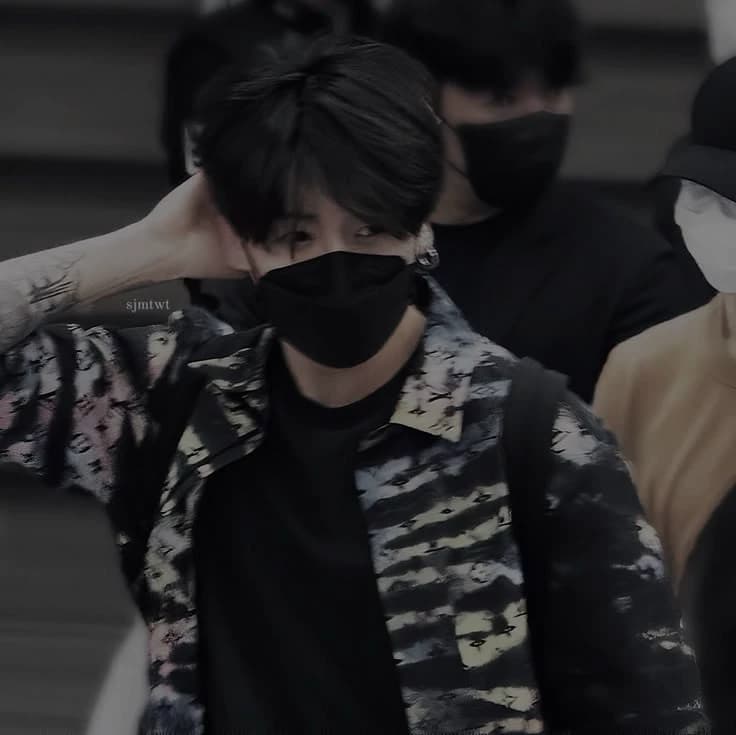 Jeon Jungkook thumbnail