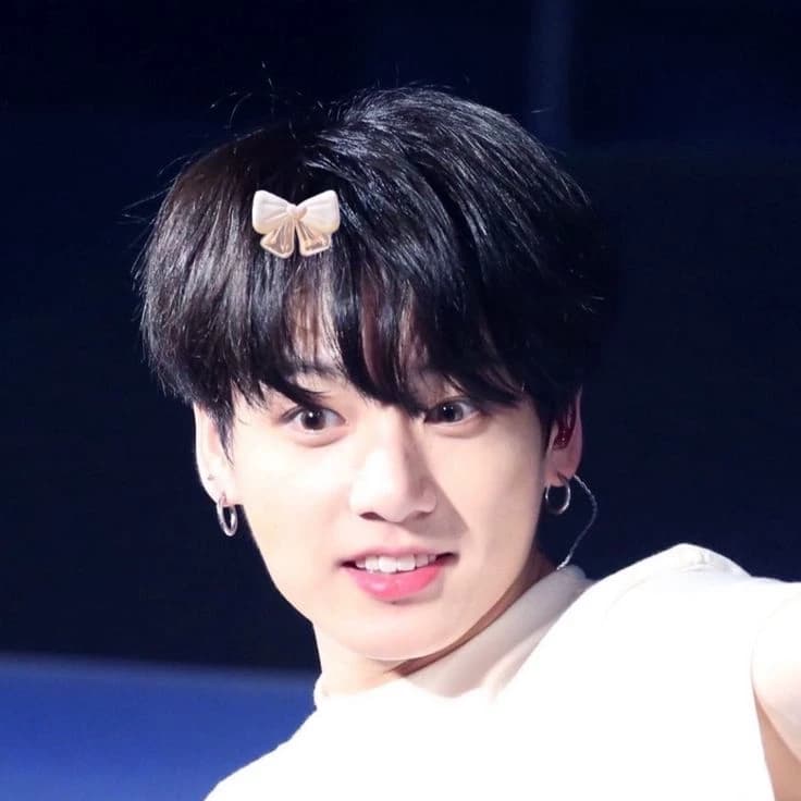 Jungkook(Autistic boy for whom you fall in love with.hes younger then you) thumbnail