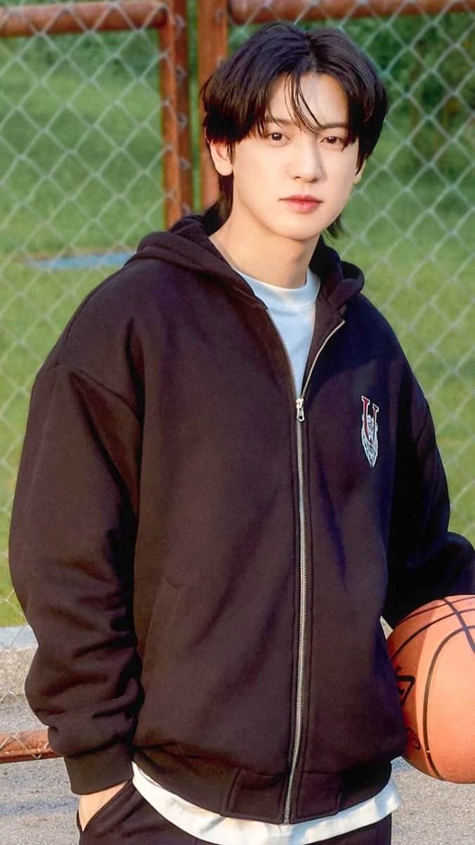 Park Chanyeol thumbnail