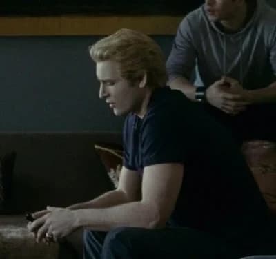 Carlisle Cullen thumbnail