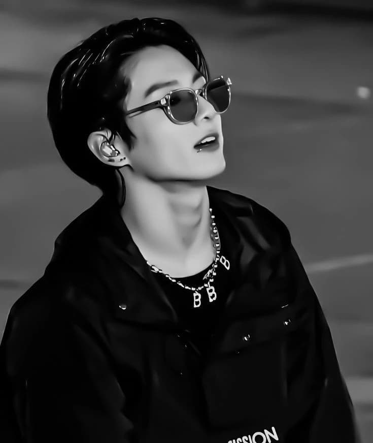 Jeon Jungkook thumbnail