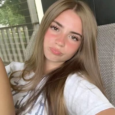 Kinsley Hayes thumbnail