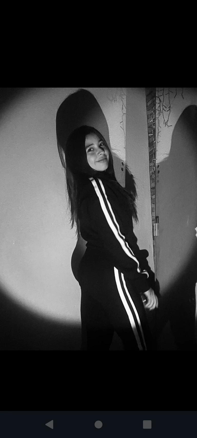 Tu reyna thumbnail