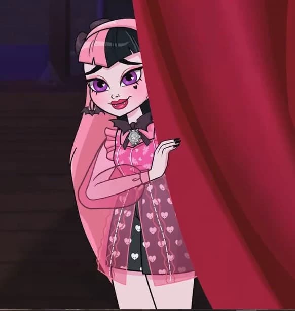 Draculaura X thumbnail