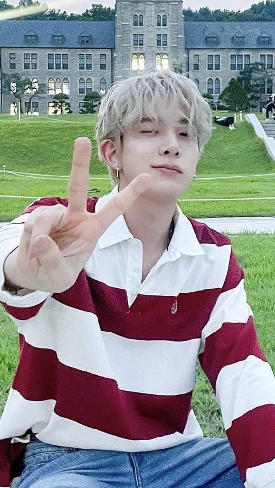 Lee Heeseung thumbnail