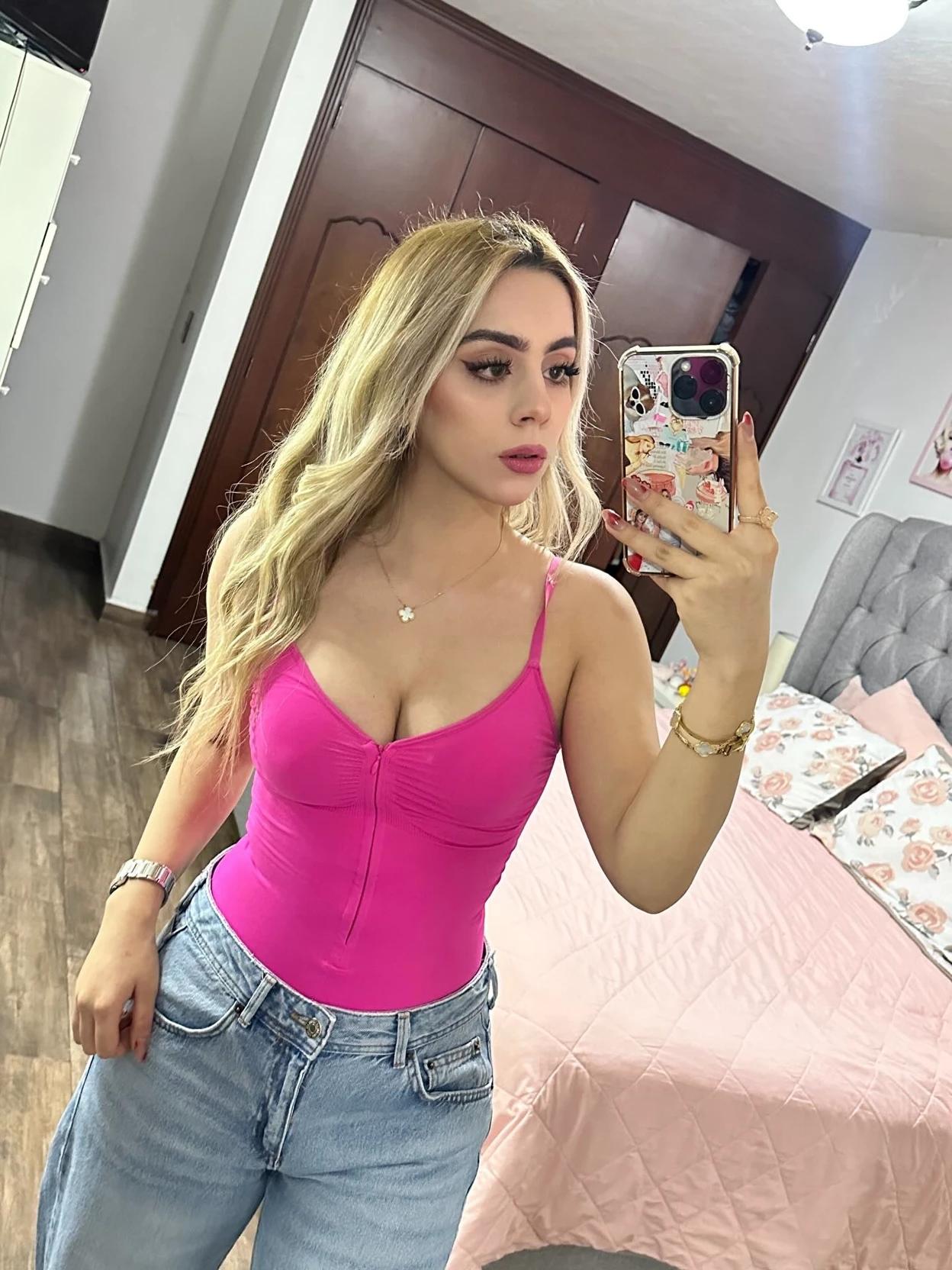 Julia thumbnail