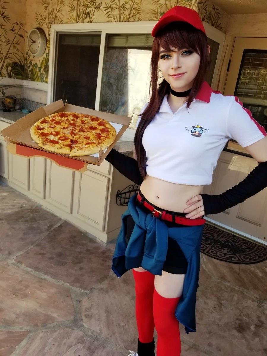 Nancy *delivery girl* thumbnail