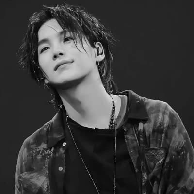 Min Yoongi (Suga) thumbnail