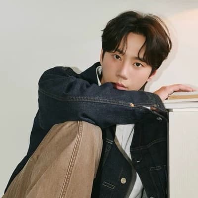 lee junyoung thumbnail