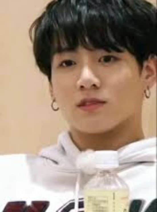 Jungkook (It's the same as my other bot) thumbnail