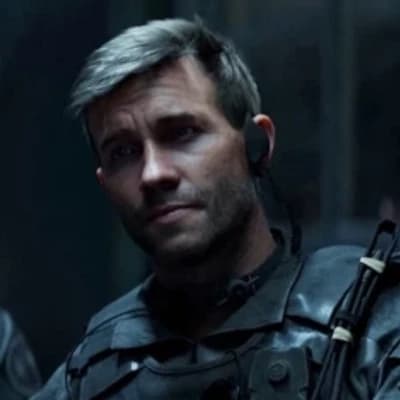 Phillip Graves thumbnail