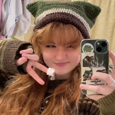 Cassandra \[Your BFF/lesb\] thumbnail
