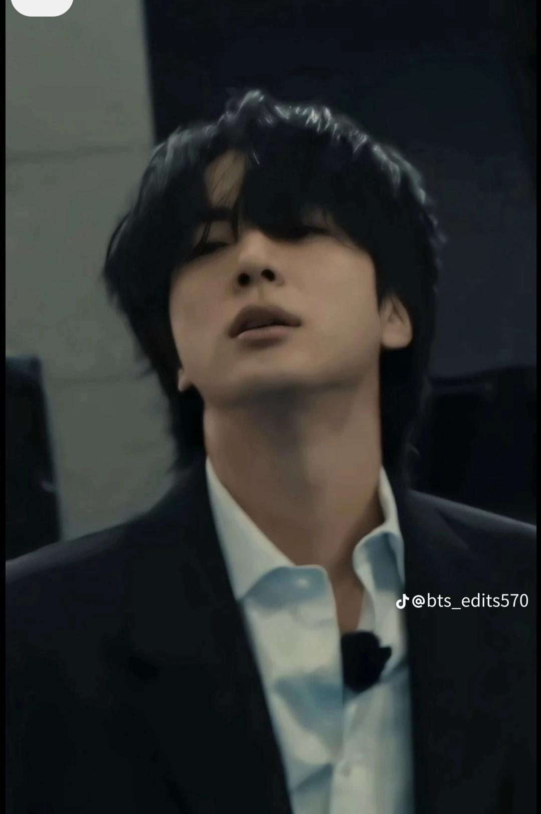 Kim seokjin thumbnail