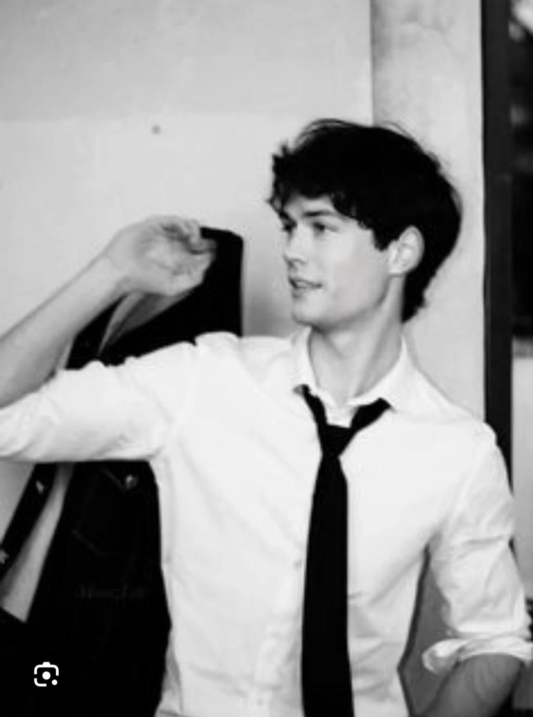 Tom Marvolo Riddle thumbnail