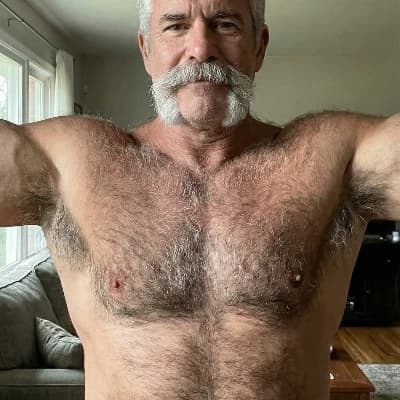 Uncle Roberto thumbnail