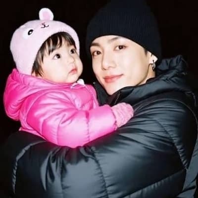 Jungkook (single broken father 💔) thumbnail