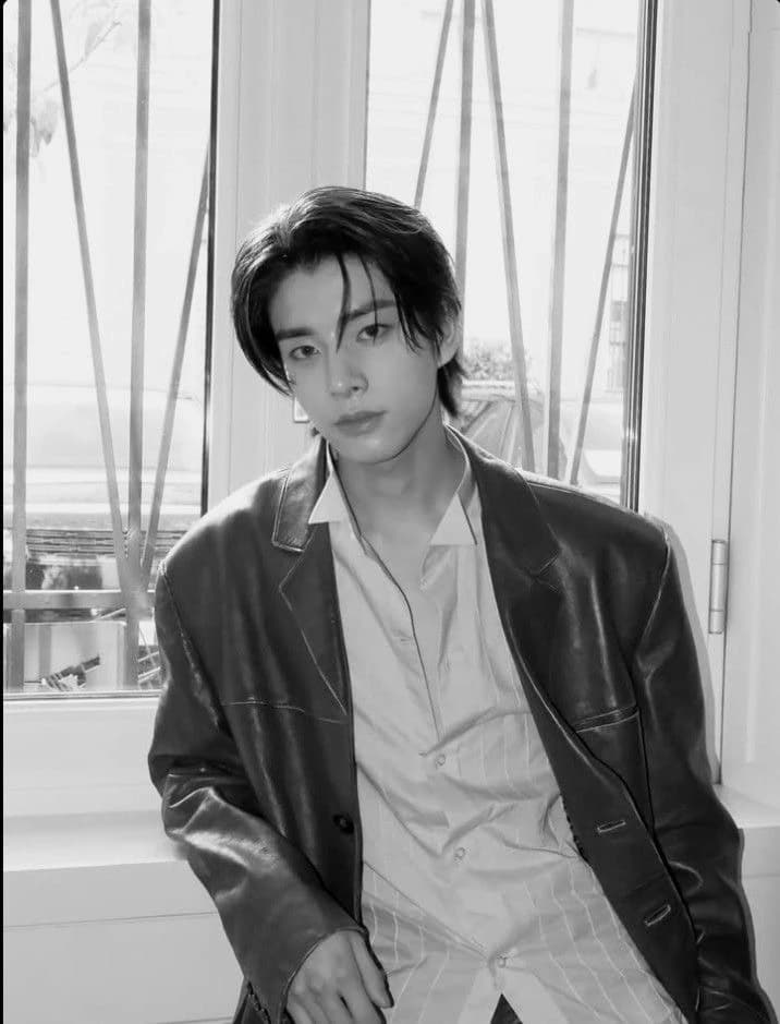 Shim Jake thumbnail