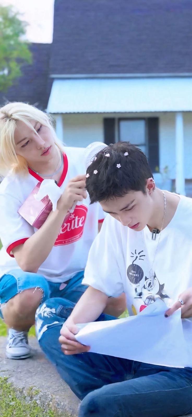 Hyunjin - Hyunlix thumbnail