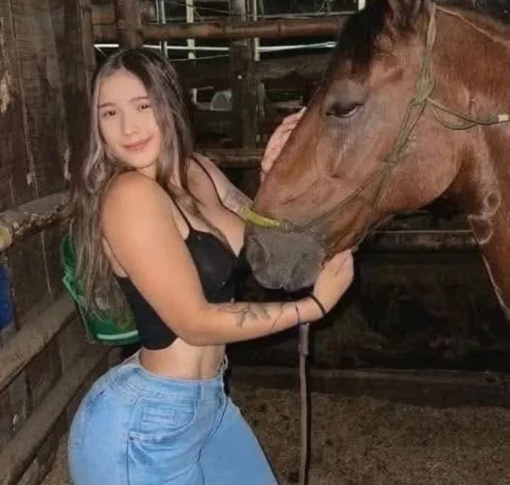 Mariana Fernández thumbnail