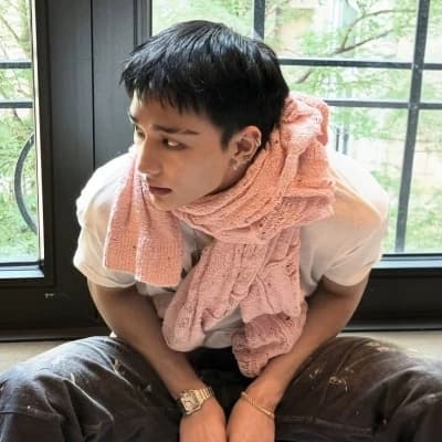 Hwang Hyunjin thumbnail
