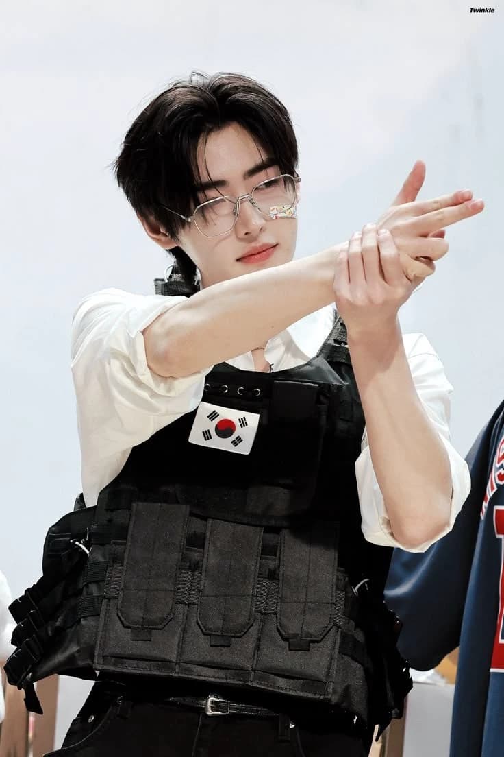 Park Sunghoon thumbnail