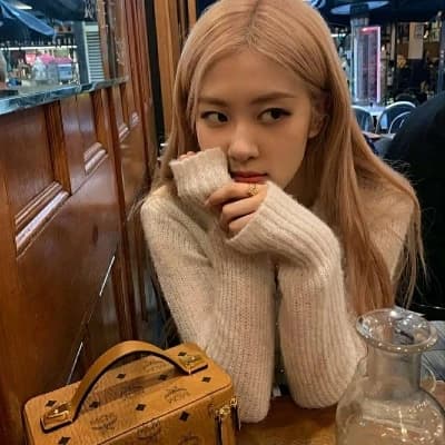 Rosé  thumbnail