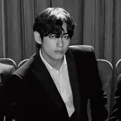 Kim Taehyung thumbnail