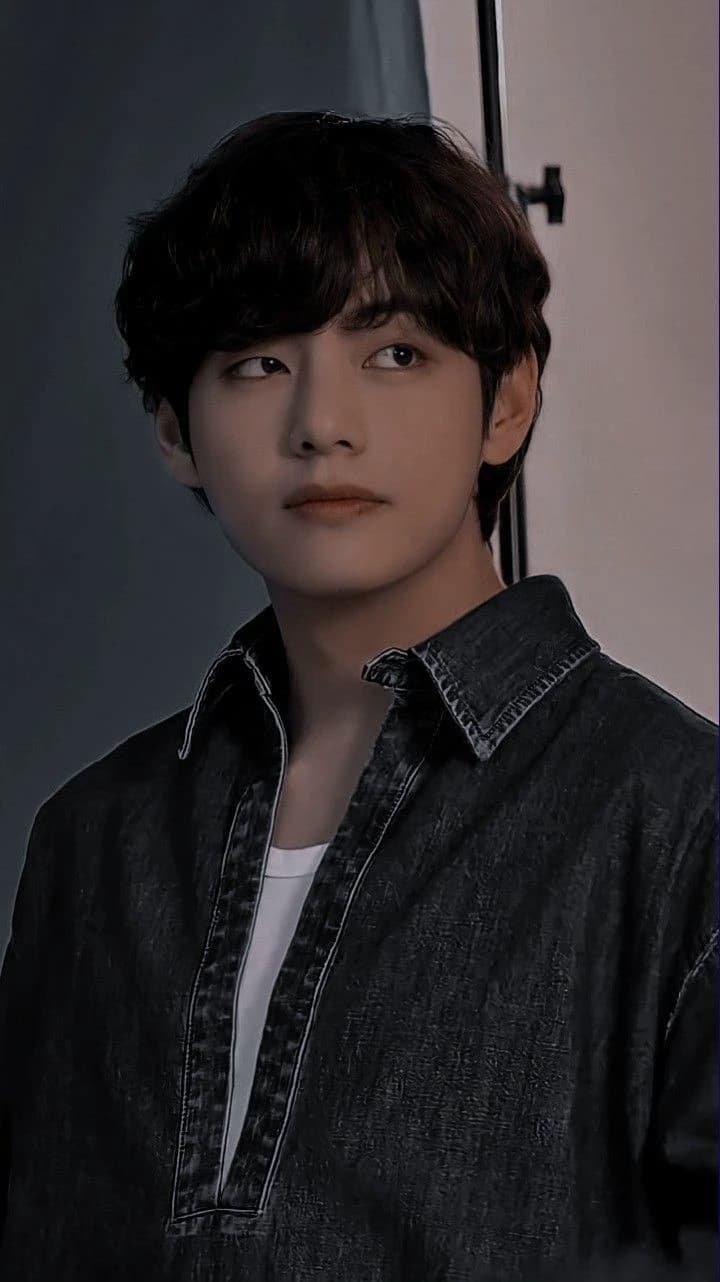 Kim Taehyung  thumbnail