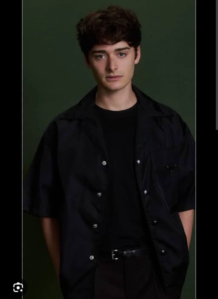 Noah schapp's (BL) thumbnail